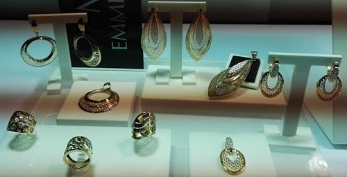muestrario joyas variadas oro